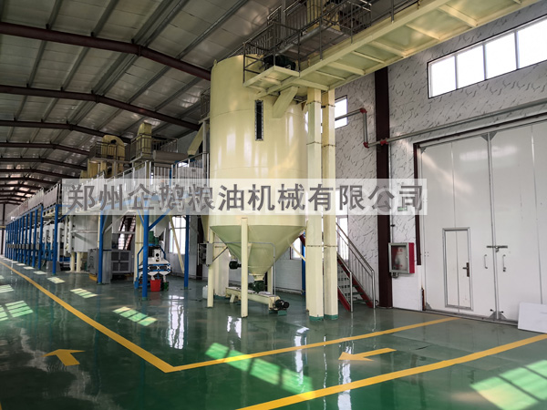 油脂精煉成套設(shè)備,企鵝糧油機械 品質(zhì)優(yōu)良+技術(shù)成熟(圖3) 油脂精煉成套設(shè)備,企鵝糧油機械 品質(zhì)優(yōu)良+技術(shù)成熟(圖3)